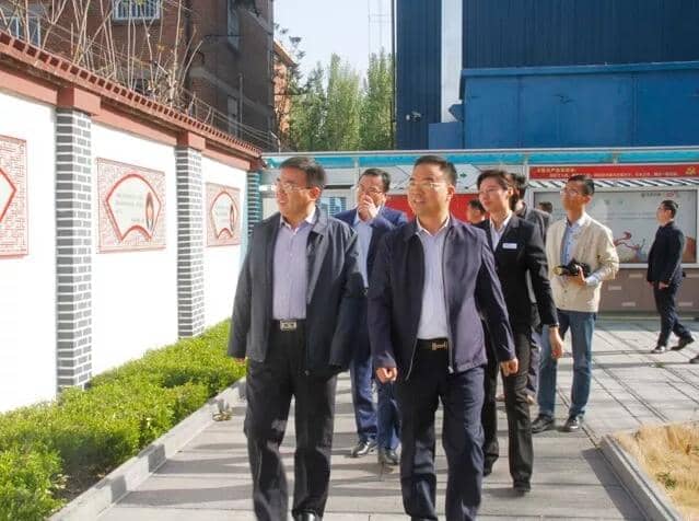 區(qū)委常委、區(qū)紀(jì)委書記、區(qū)監(jiān)委主任王慶峰調(diào)研天意機(jī)械