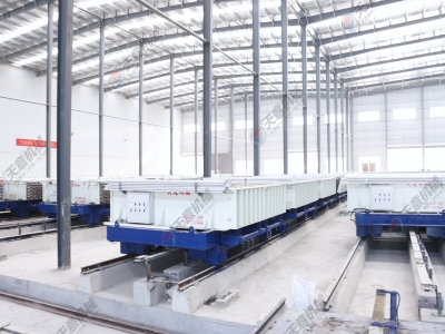 在選擇隔墻板機(jī)廠家時(shí)，需要注意什么？